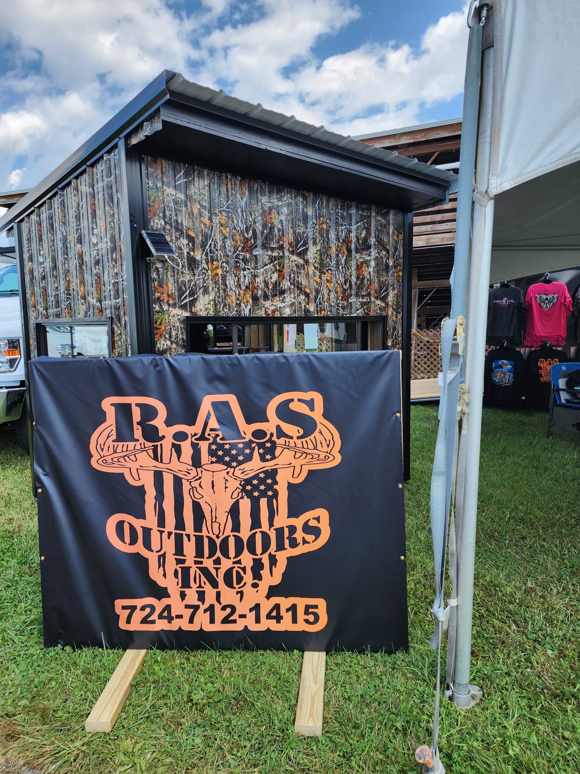 RAS Outdoors custom hunting blind