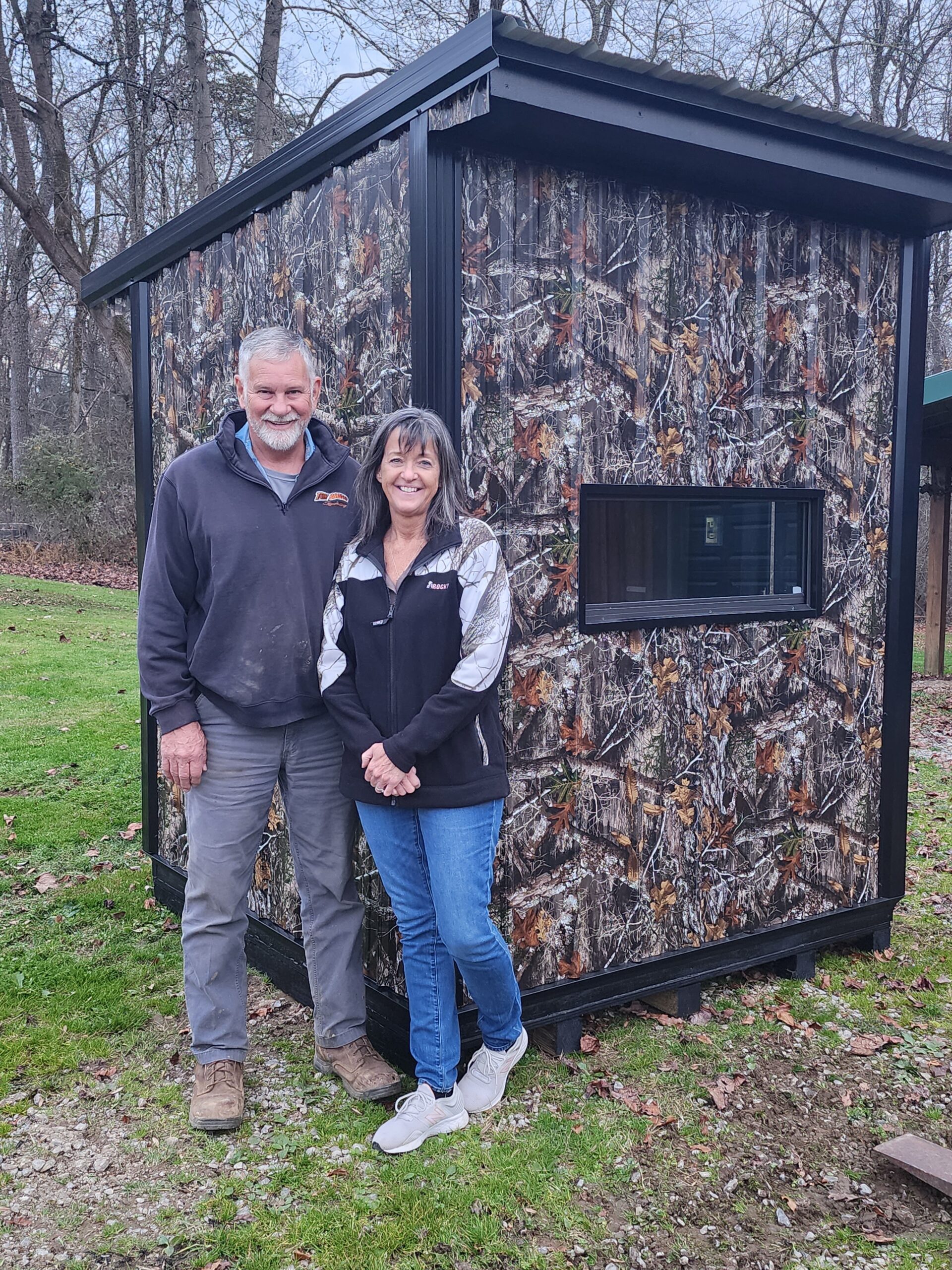 camo deer stand