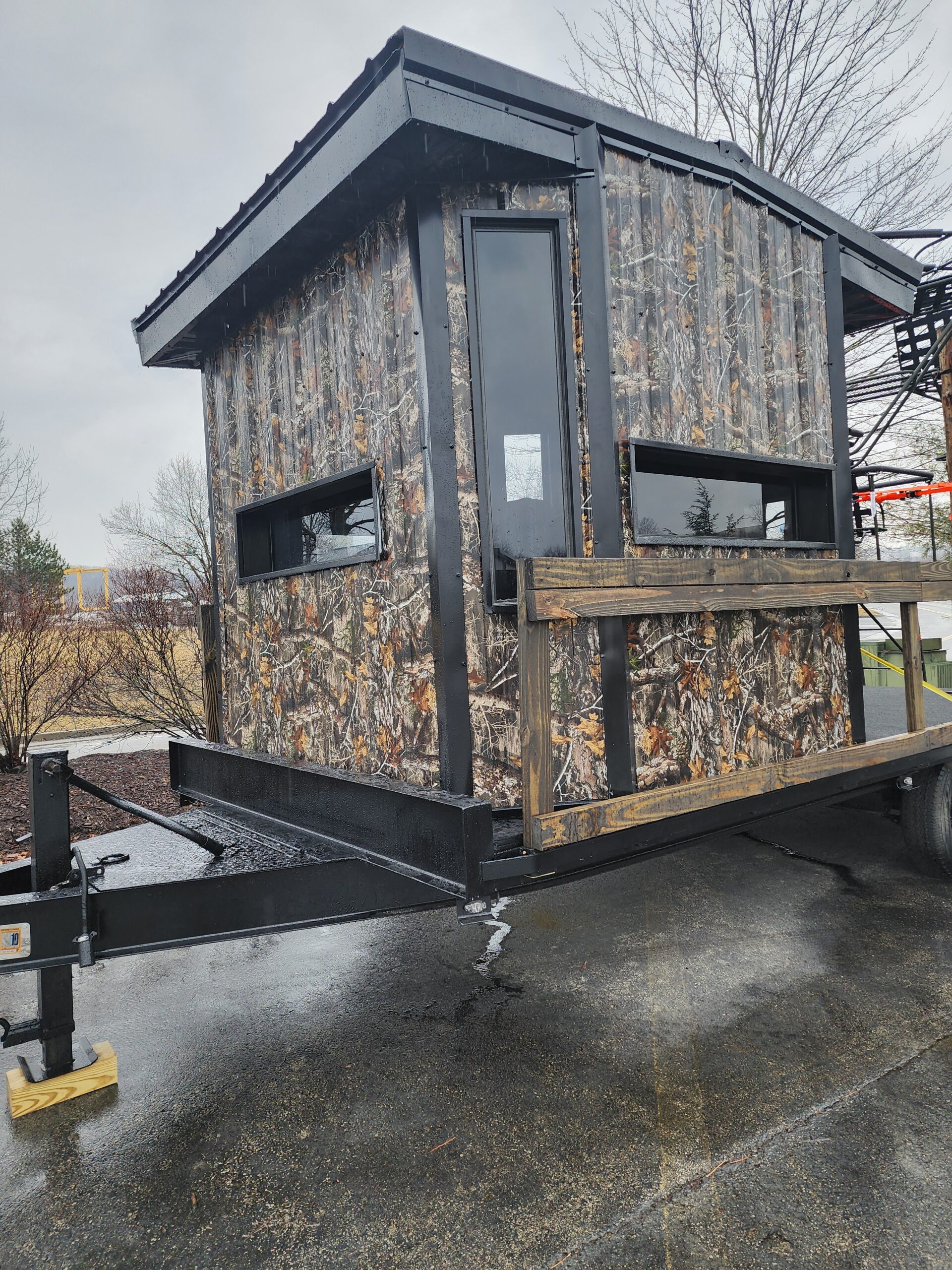 hunting blind on trailer