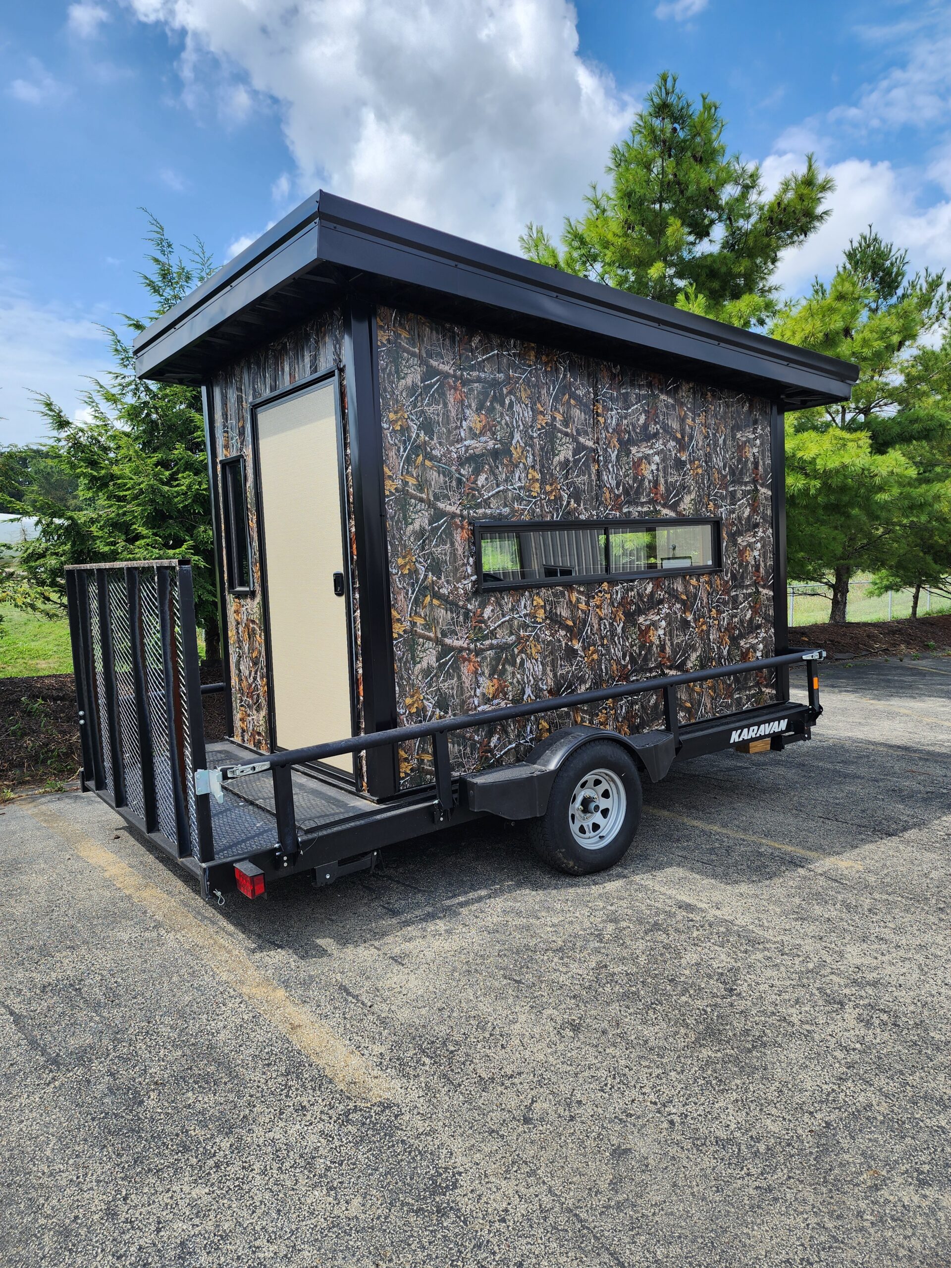 camo hunting blind