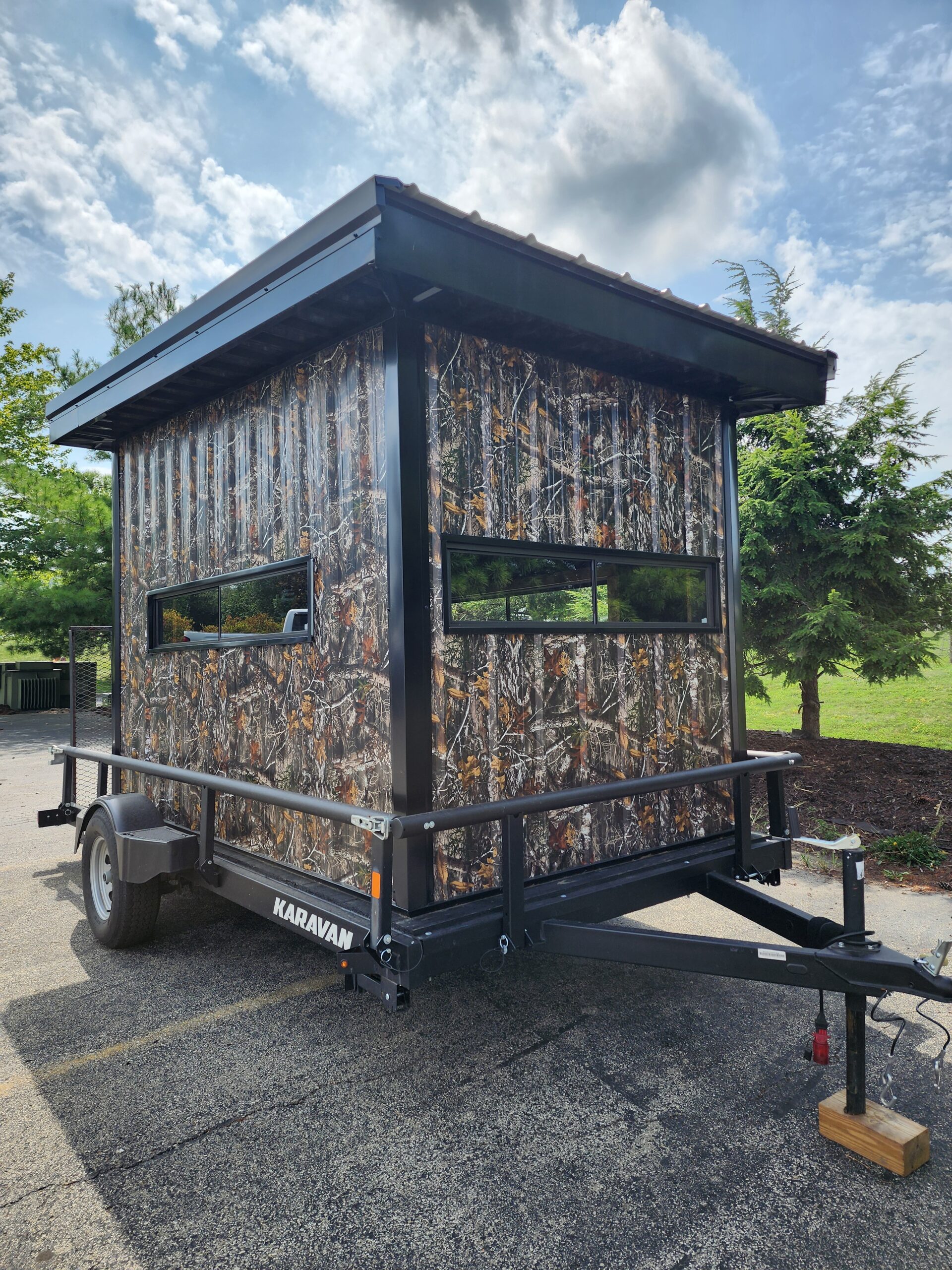 camo custom hunting stand